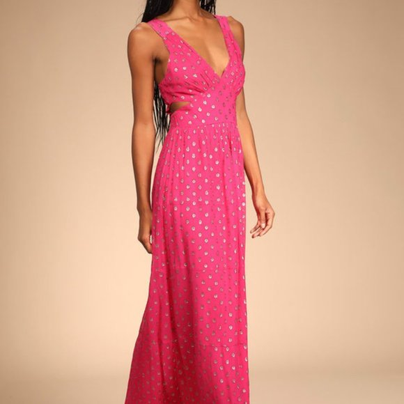 NEW Lulus Magenta Pink Sleeveless Polka Dot Cutout Maxi Tiered Dress Size Medium - Picture 9 of 11